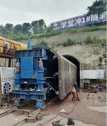 水電十四局向家壩臺車